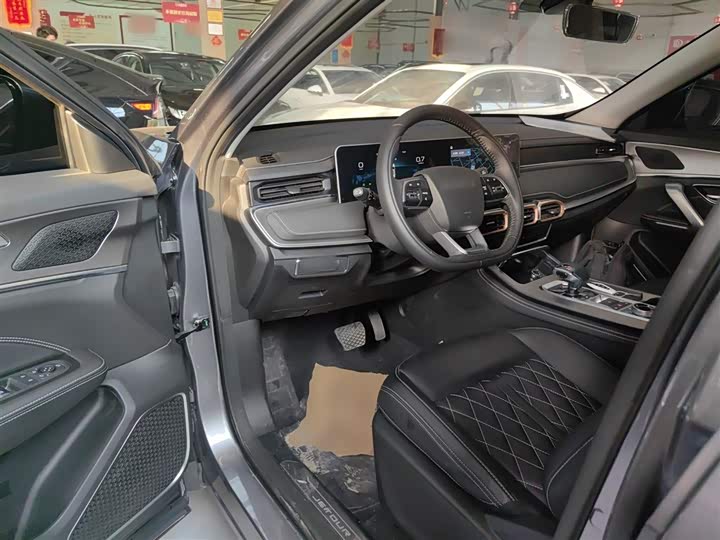 Фото 16 - Jetour X70 Plus