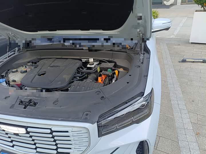 Фото 21 - Geely Monjaro