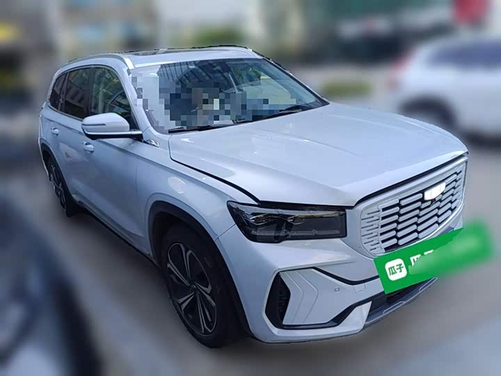 Фото 25 - Geely Monjaro