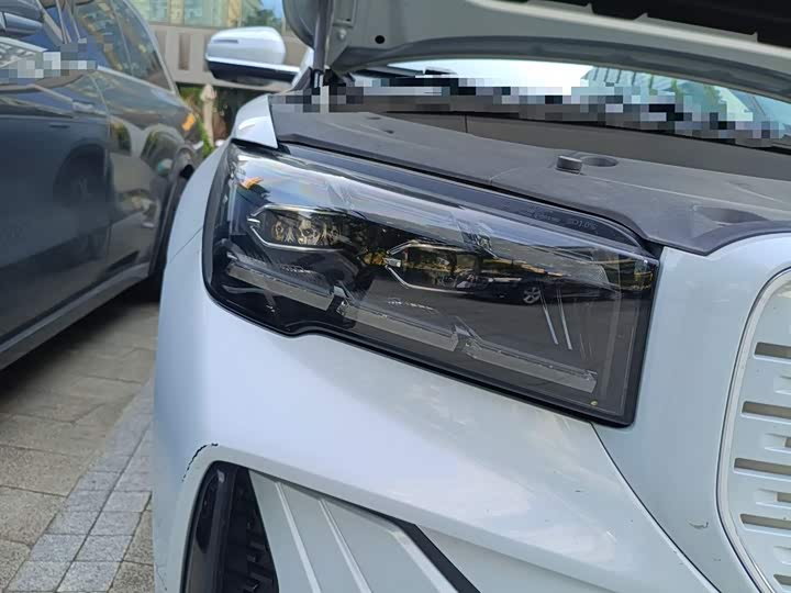 Фото 29 - Geely Monjaro