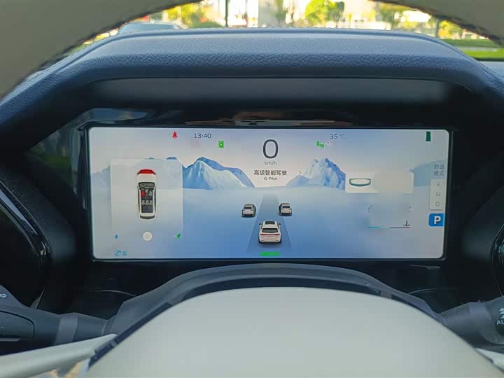 Фото 4 - Geely Monjaro