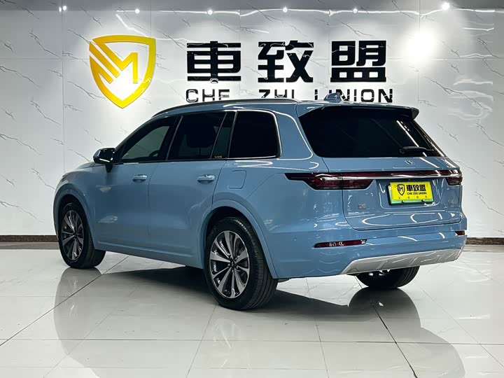 Фото 6 - LiXiang One