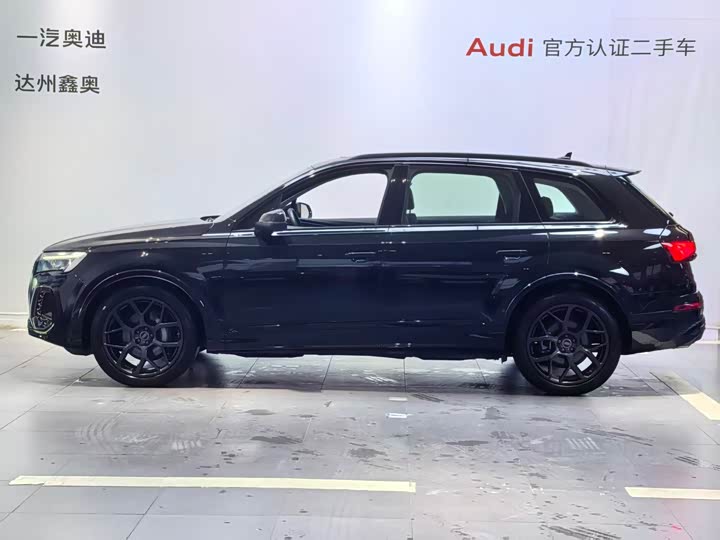 Фото 2 - Audi Q7