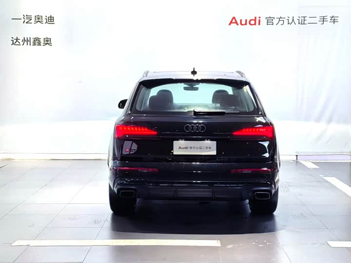 Фото 4 - Audi Q7