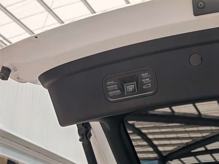 Фото 9 - Dongfeng Aeolus L7