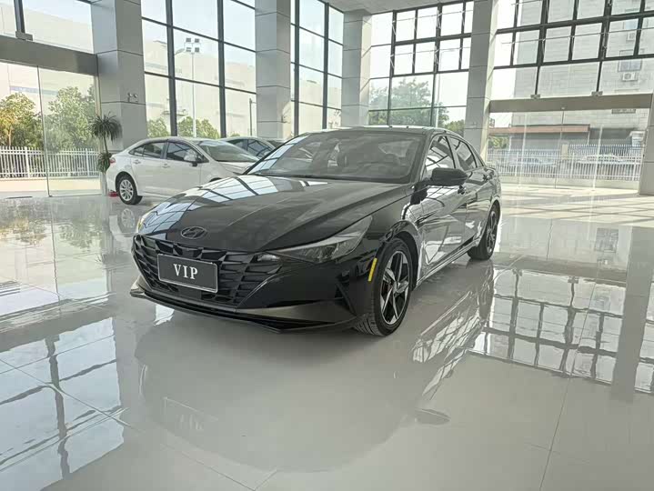 Фото 1 - Hyundai Elantra N line