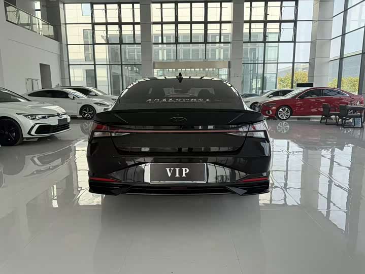 Фото 5 - Hyundai Elantra N line