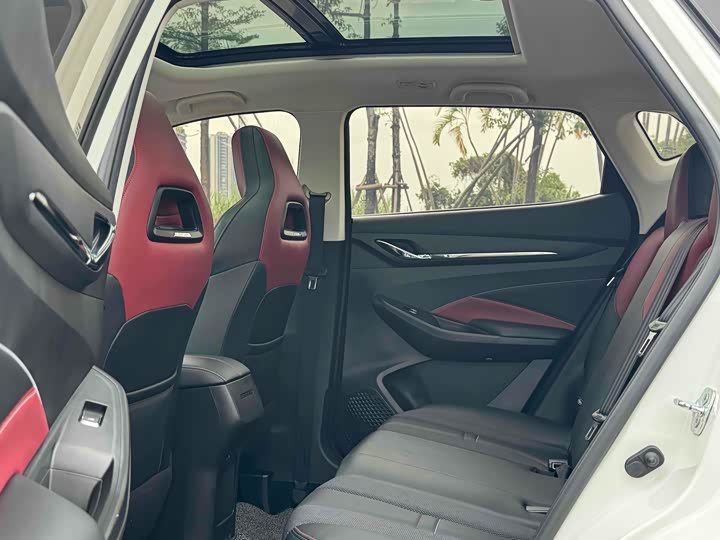 Фото 11 - Changan Oshan X5