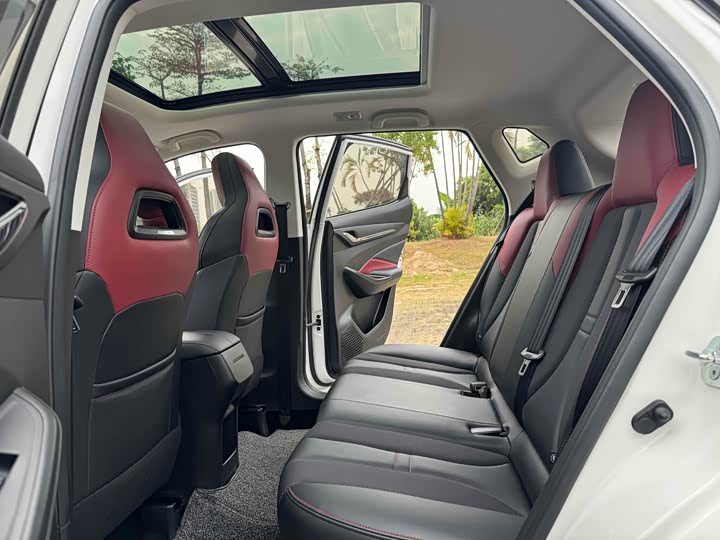 Фото 16 - Changan Oshan X5