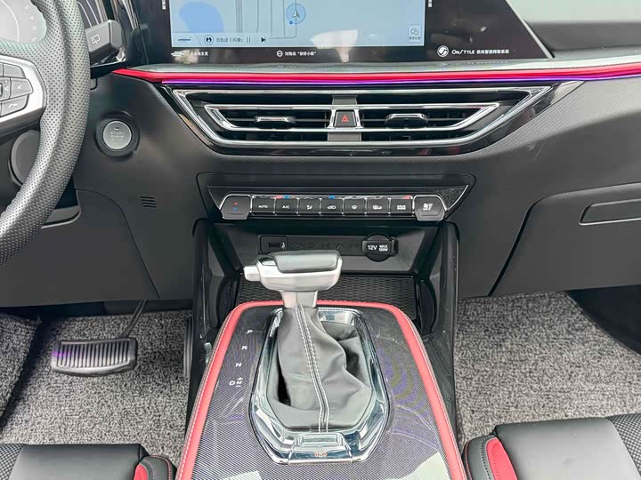 Фото 19 - Changan Oshan X5