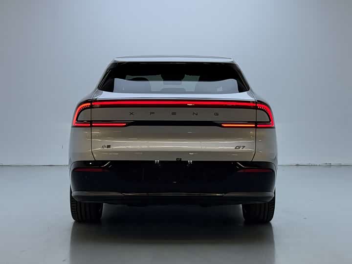 Фото 11 - XPeng G7