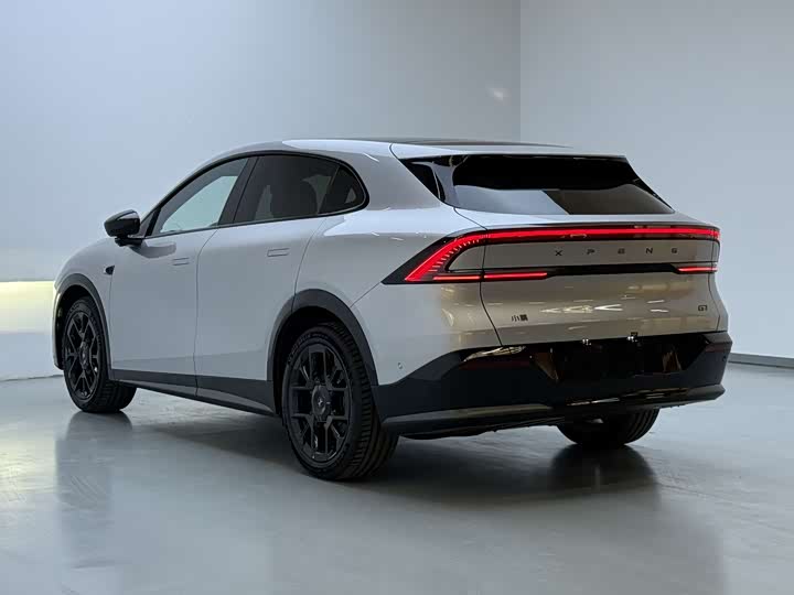 Фото 12 - XPeng G7