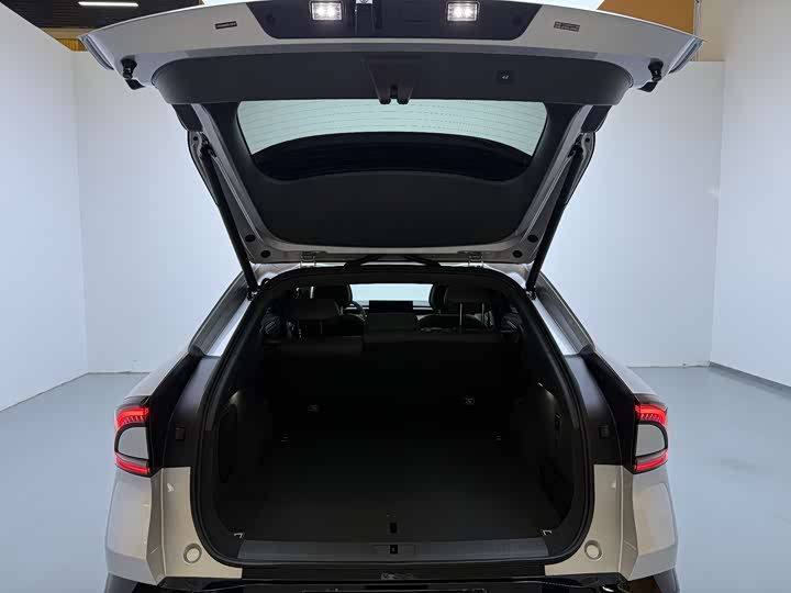 Фото 7 - XPeng G7