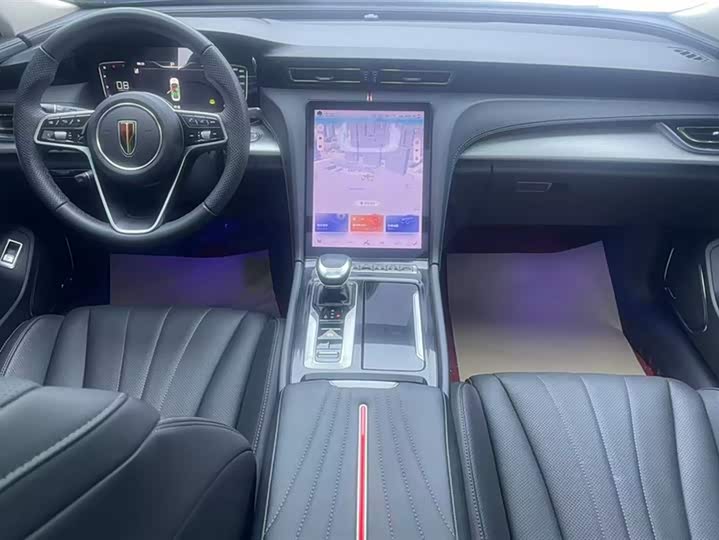 Фото 12 - Hongqi H5