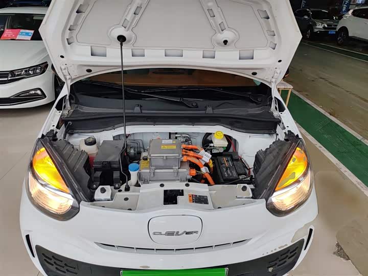 Фото 20 - Roewe Clever