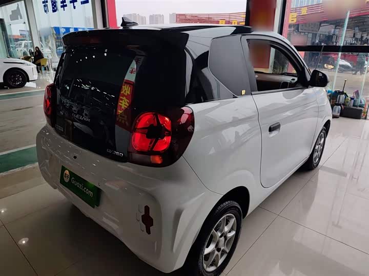 Фото 7 - Roewe Clever