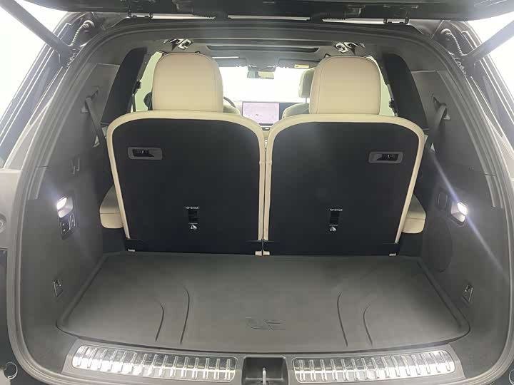 Фото 10 - LiXiang L8