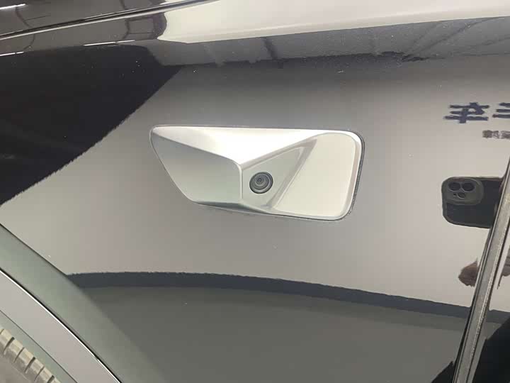 Фото 15 - LiXiang L8