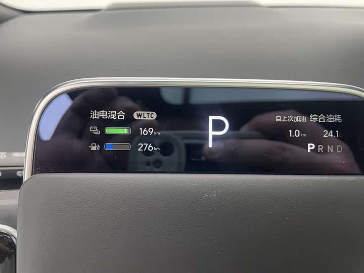 Фото 24 - LiXiang L8