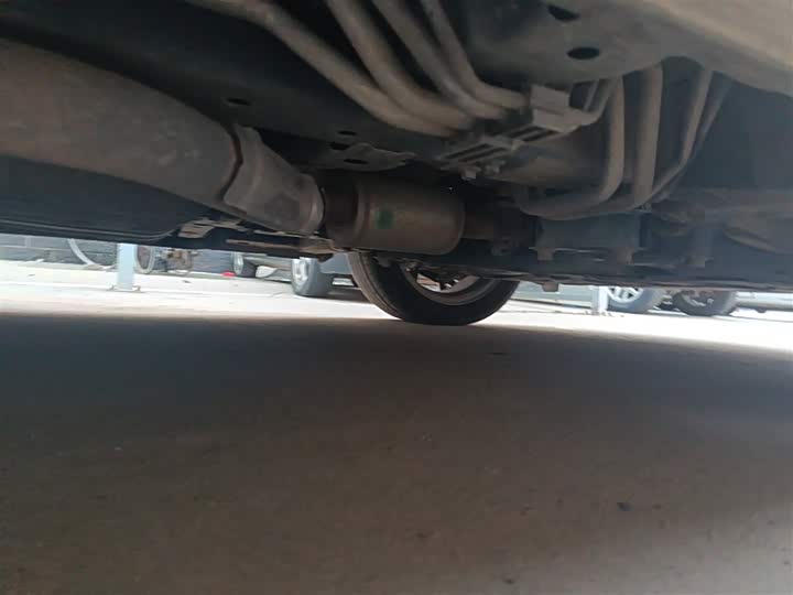 Фото 16 - Honda Elysion