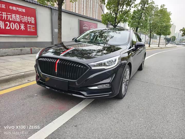 Фото 1 - Hongqi H5