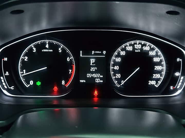 Фото 4 - Honda Accord