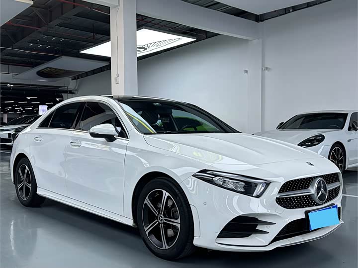 Фото 3 - Mercedes-Benz A-Class