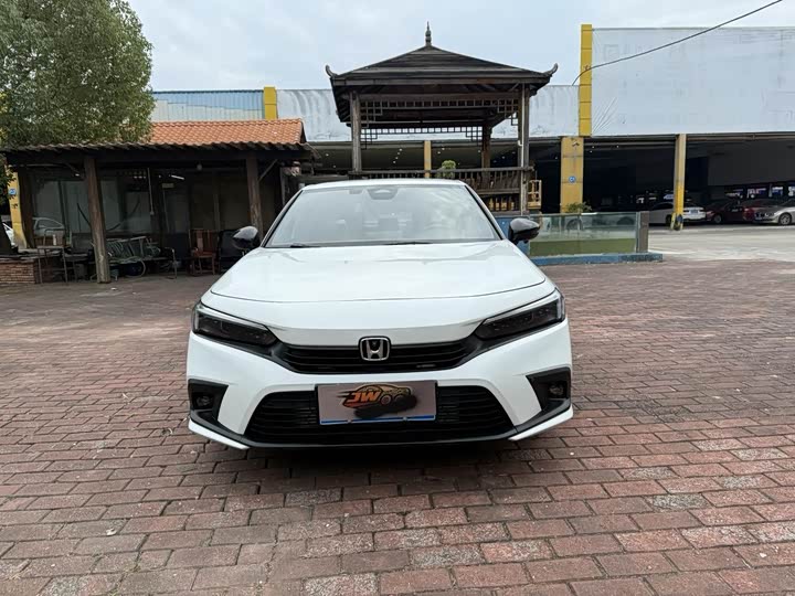 Фото 2 - Honda Civic