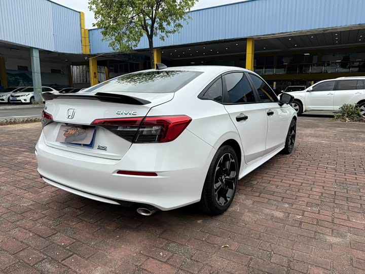 Фото 5 - Honda Civic