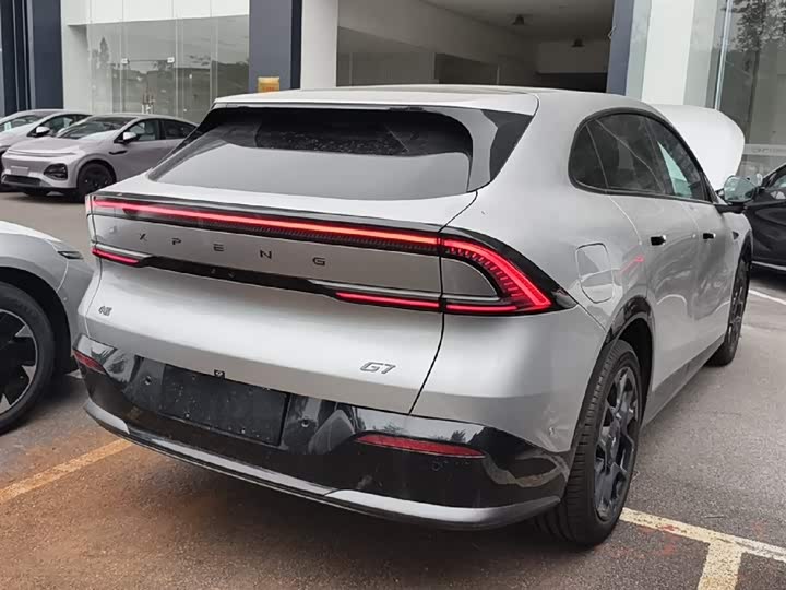 Фото 3 - XPeng G7