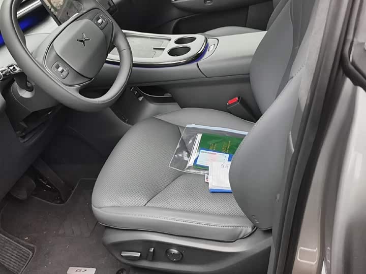 Фото 4 - XPeng G7