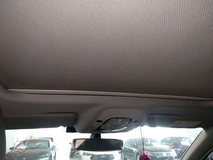 Фото 18 - Audi A4L