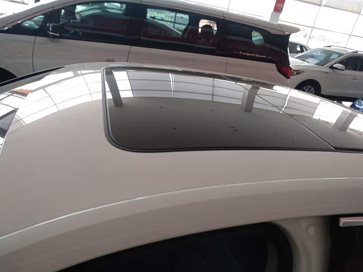 Фото 27 - Audi A4L