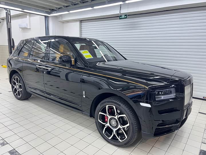 Фото 2 - Rolls-Royce Cullinan