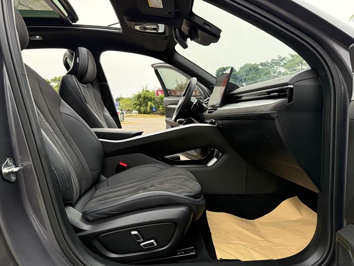 Фото 15 - Geely Preface