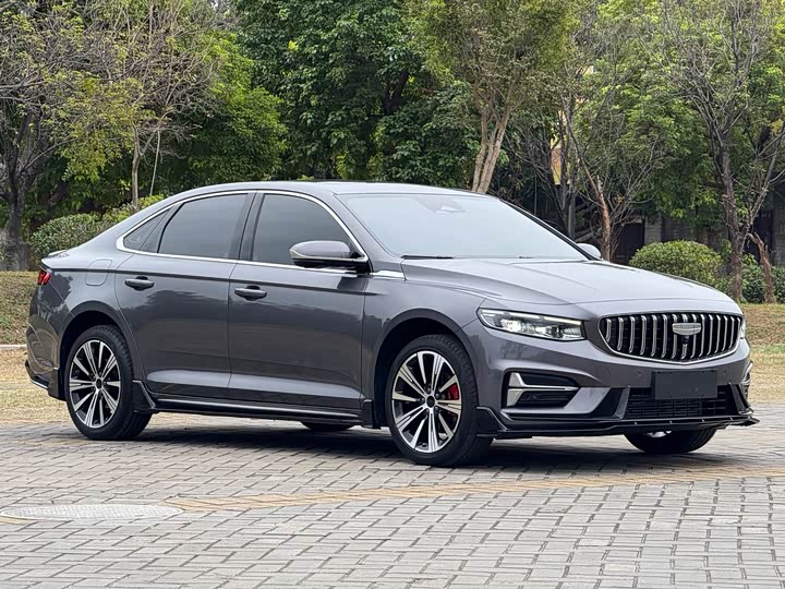 Фото 3 - Geely Preface