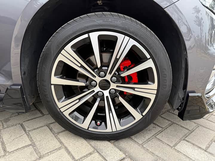 Фото 30 - Geely Preface