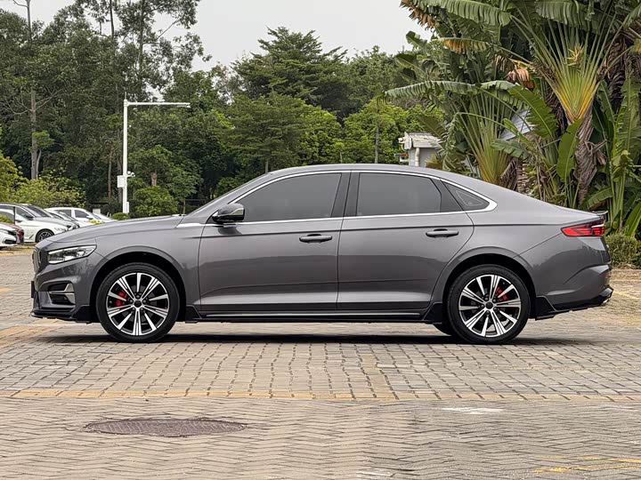 Фото 5 - Geely Preface