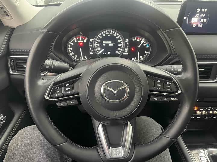 Фото 8 - Mazda CX-5