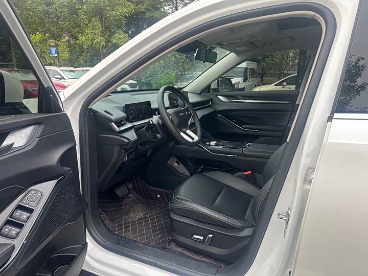 Фото 14 - Haval H6