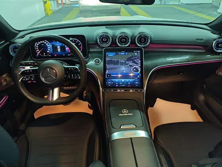 Фото 10 - Mercedes-Benz C-Class