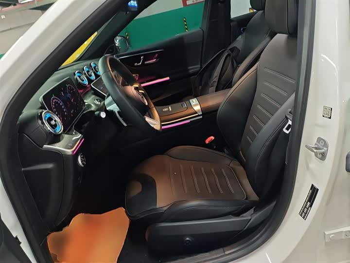 Фото 15 - Mercedes-Benz C-Class