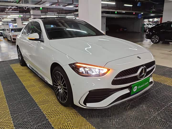 Фото 4 - Mercedes-Benz C-Class