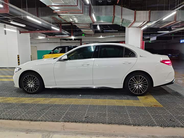 Фото 5 - Mercedes-Benz C-Class