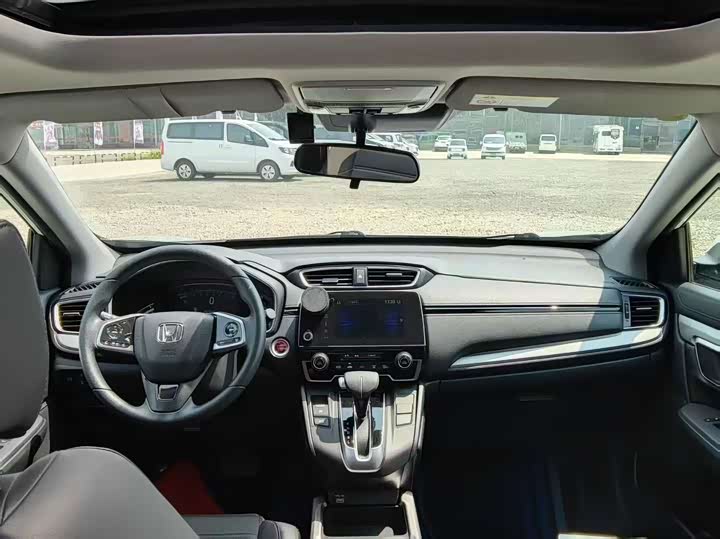 Фото 8 - Honda CR-V