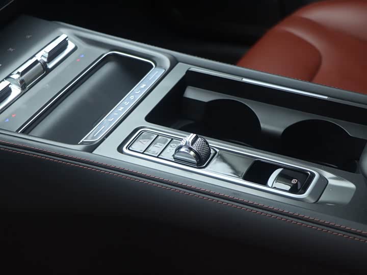 Фото 12 - Lincoln Z (Zephyr)