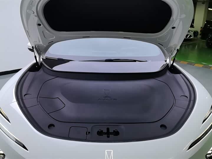 Фото 10 - Avatr 12