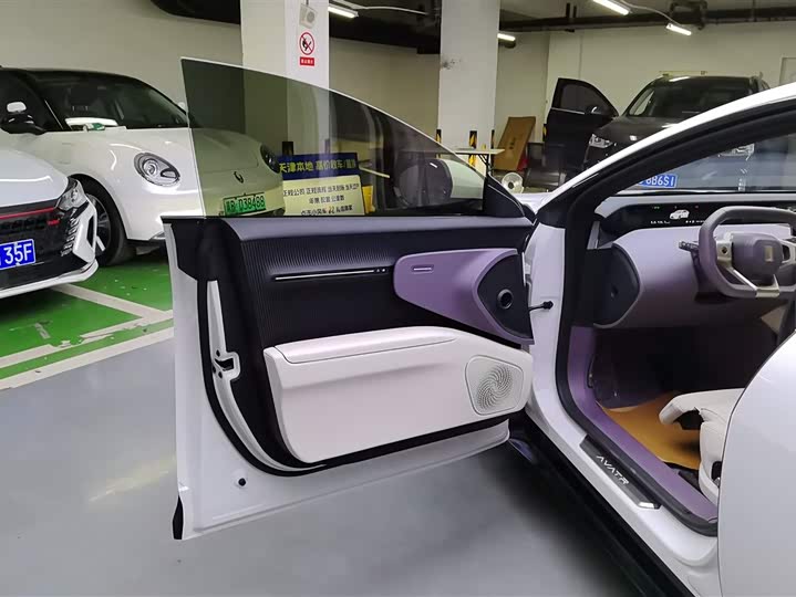 Фото 7 - Avatr 12