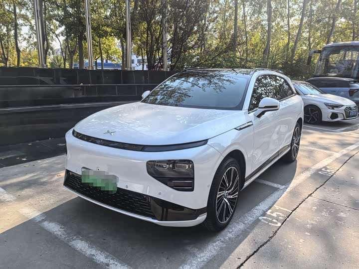Фото 1 - XPeng G9