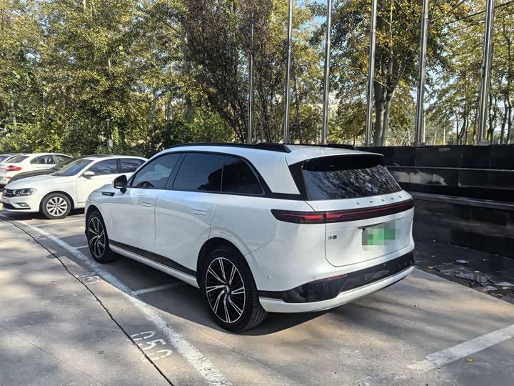 Фото 3 - XPeng G9